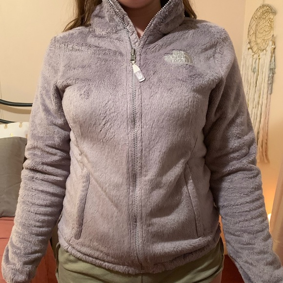 Grey Fuzzy NorthFace - Picture 5 of 5